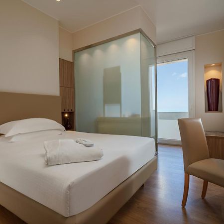 National Hotel ريميني المظهر الخارجي الصورة