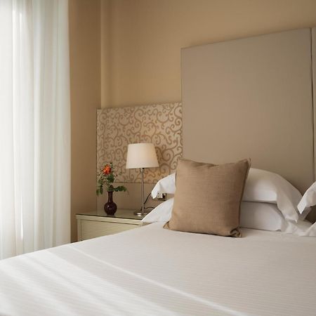 National Hotel ريميني المظهر الخارجي الصورة