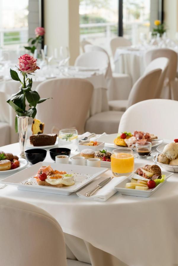 National Hotel ريميني المظهر الخارجي الصورة