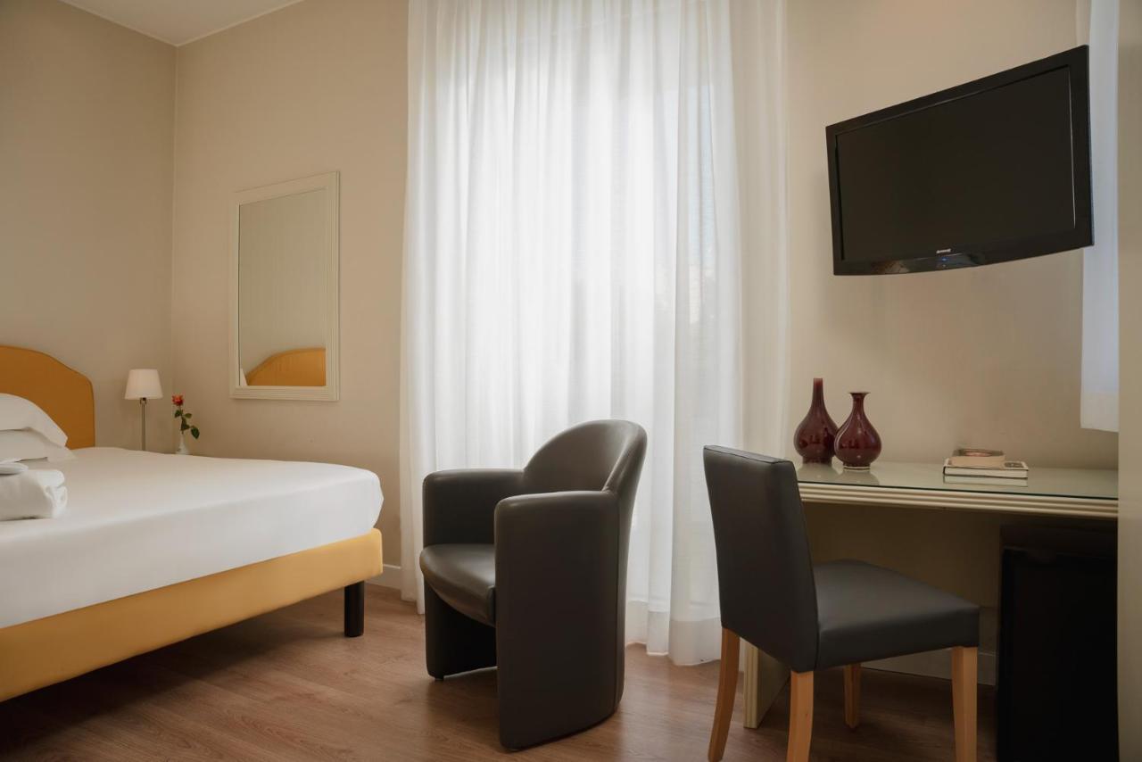 National Hotel ريميني المظهر الخارجي الصورة