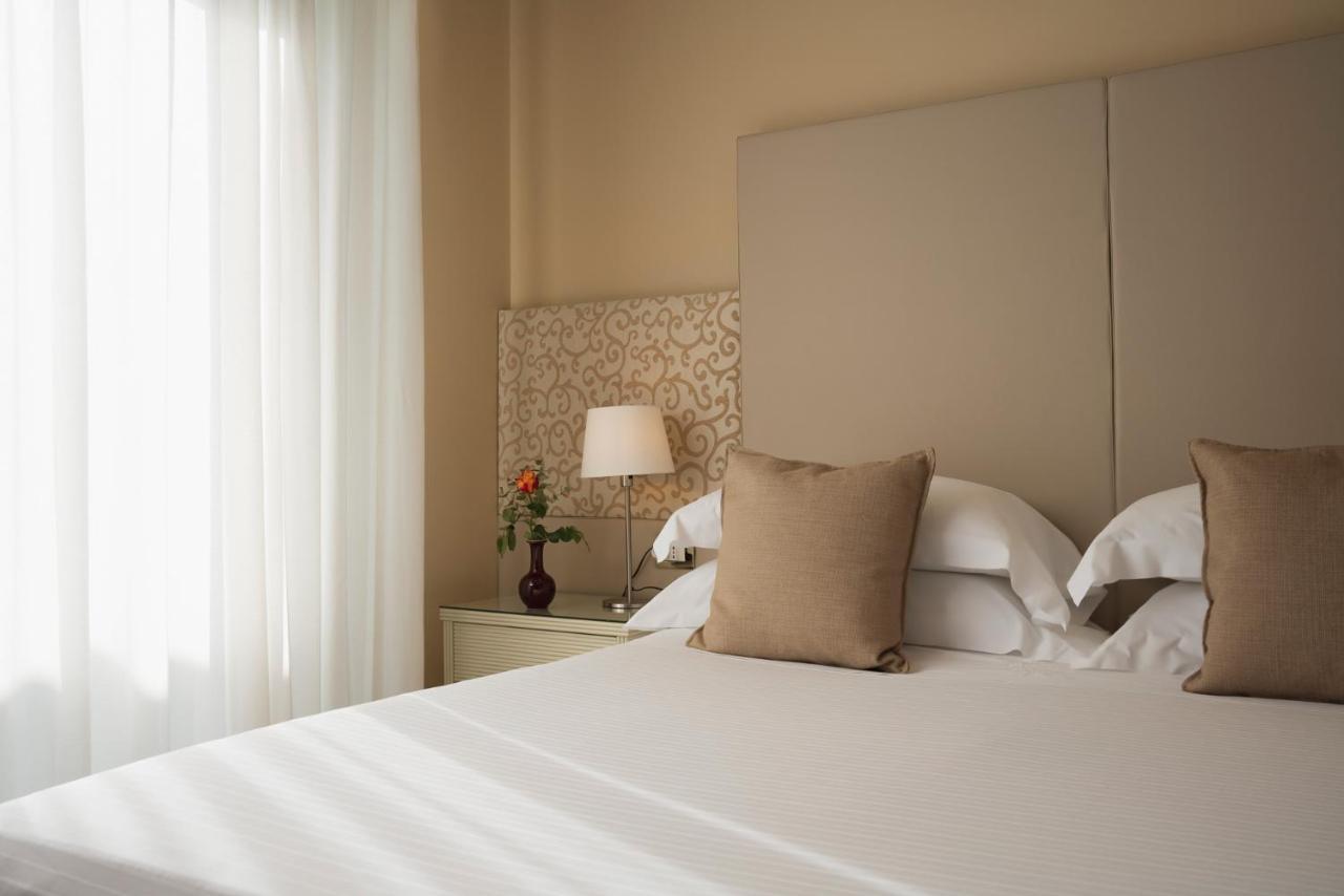 National Hotel ريميني المظهر الخارجي الصورة